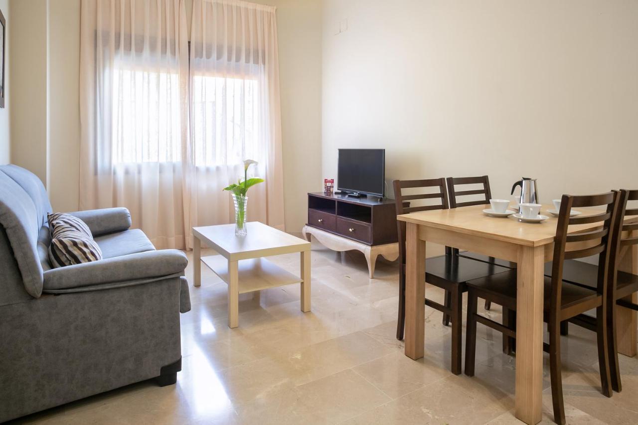 Apartamentos Turisticos La Castilleja Cordoba Exterior photo